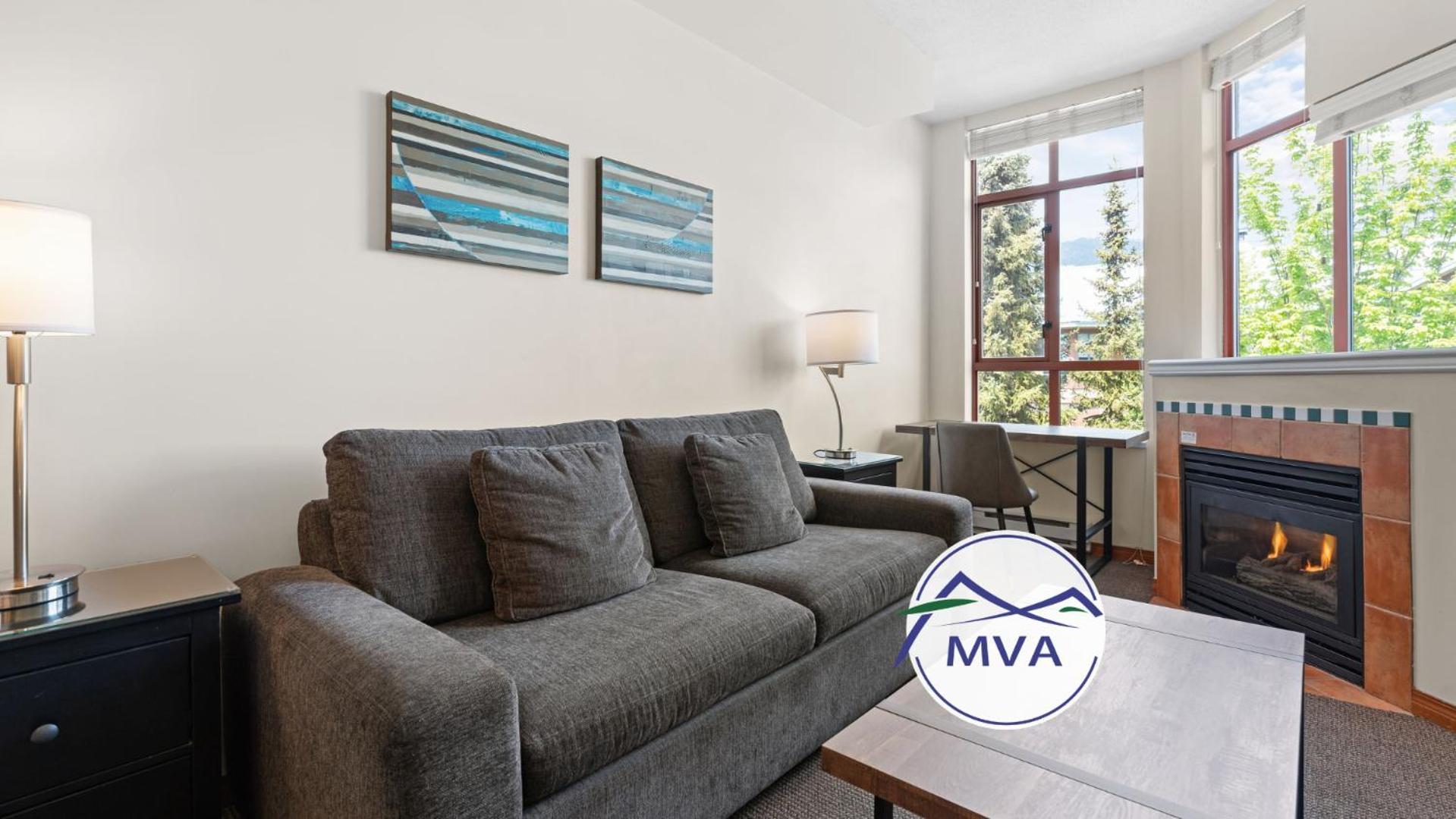Alpenglow Lodge Family & Work Retreat By Mva Γουίστλερ Εξωτερικό φωτογραφία