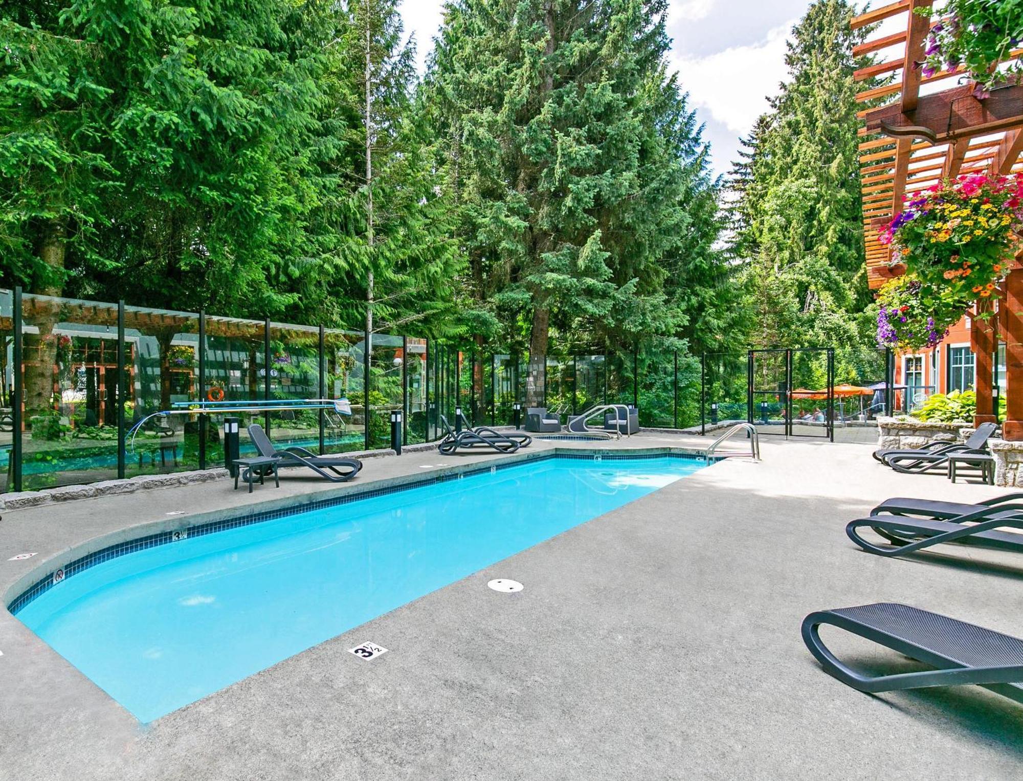 Alpenglow Lodge Family & Work Retreat By Mva Γουίστλερ Εξωτερικό φωτογραφία